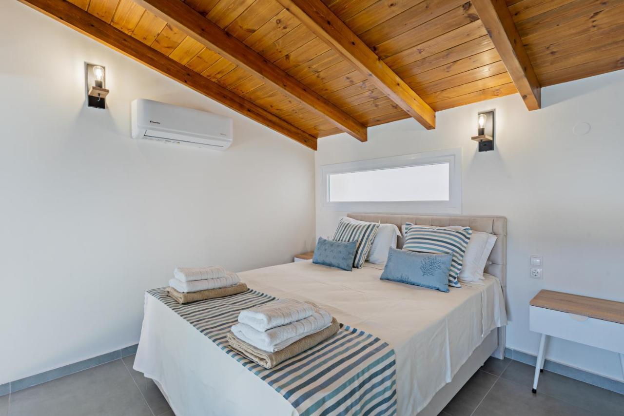 Philip Seafront Suite! Panormos  Exterior photo